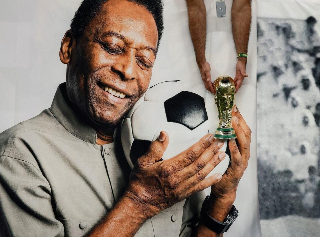 Đứng đầu danh sách Cầu thủ ghi bàn nhiều nhất thế giới không ai khác ngoài Huyền thoại Pelé
