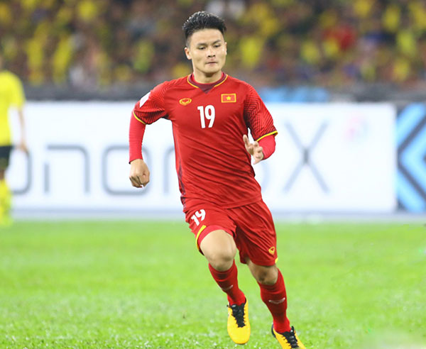 Nguyễn Quang Hải là cầu thủ có chiều cao khiêm tốn